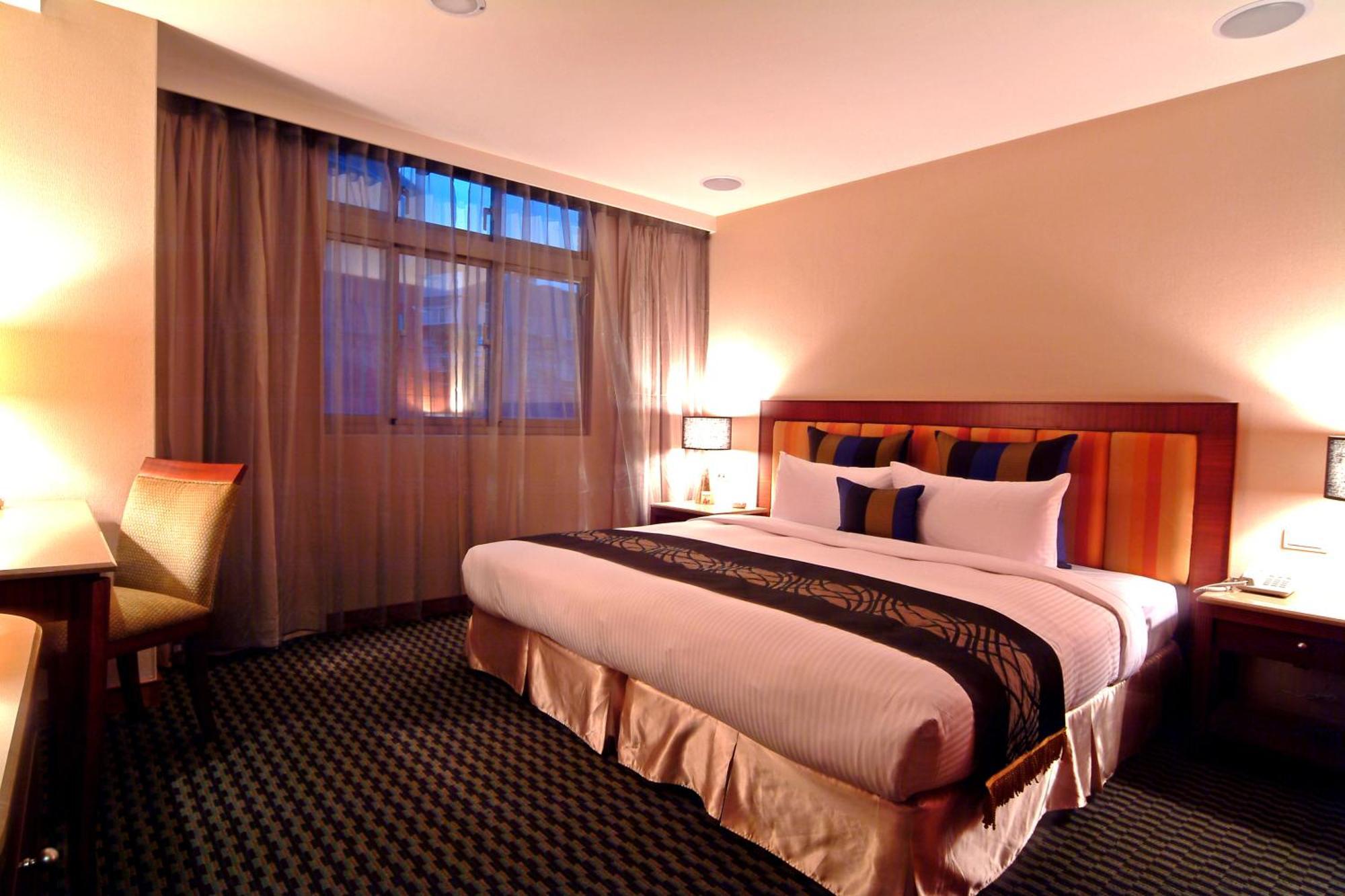 Jingan Classic Inn Чжунхэ Экстерьер фото