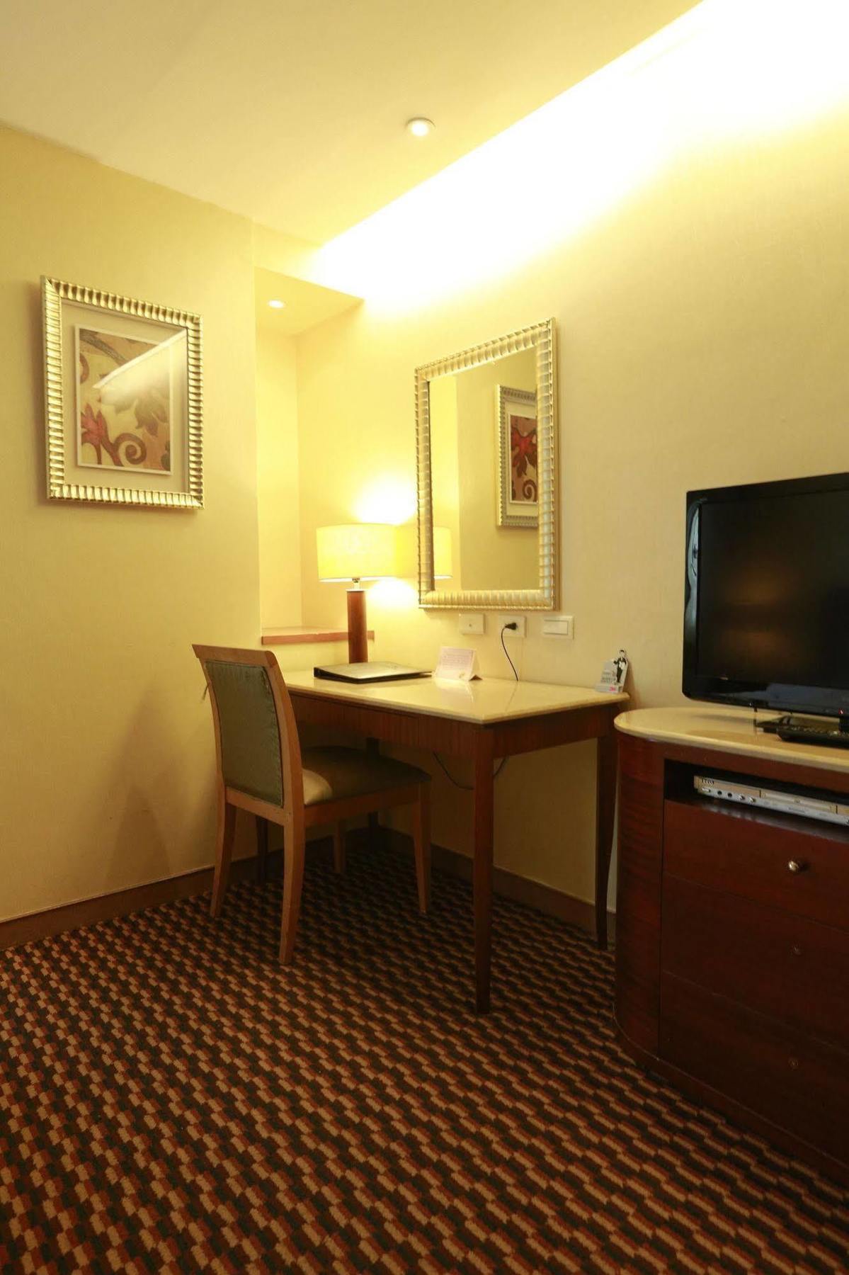 Jingan Classic Inn Чжунхэ Экстерьер фото